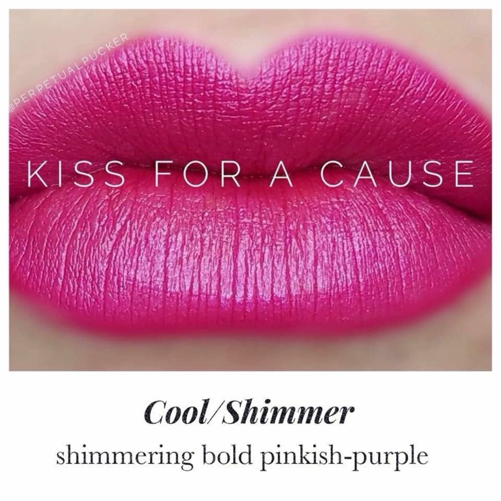 KISS FOR A CAUSE LIPSENSE BY SENEGENCE 
LONGLASTING LIPSTICK New nvr opened